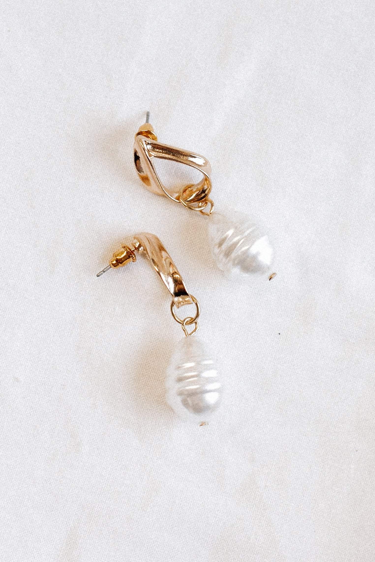 Medella Earrings - Pearl - Image 3