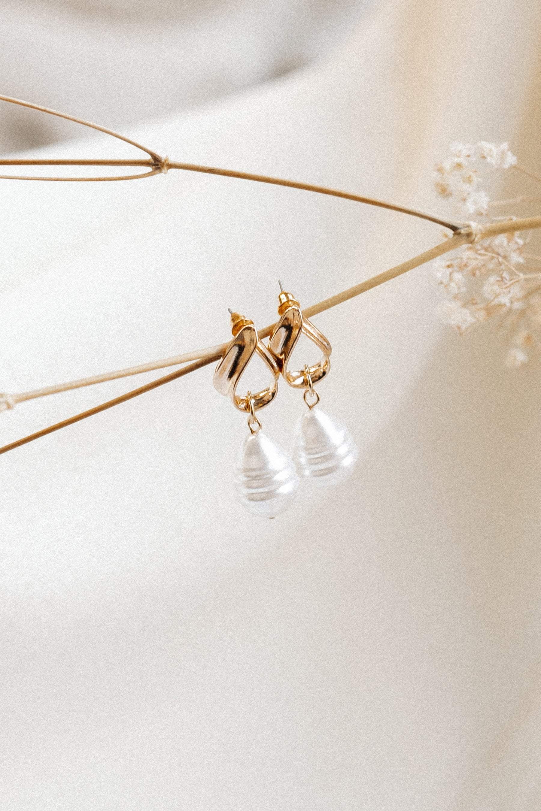Medella Earrings - Pearl - Image 4